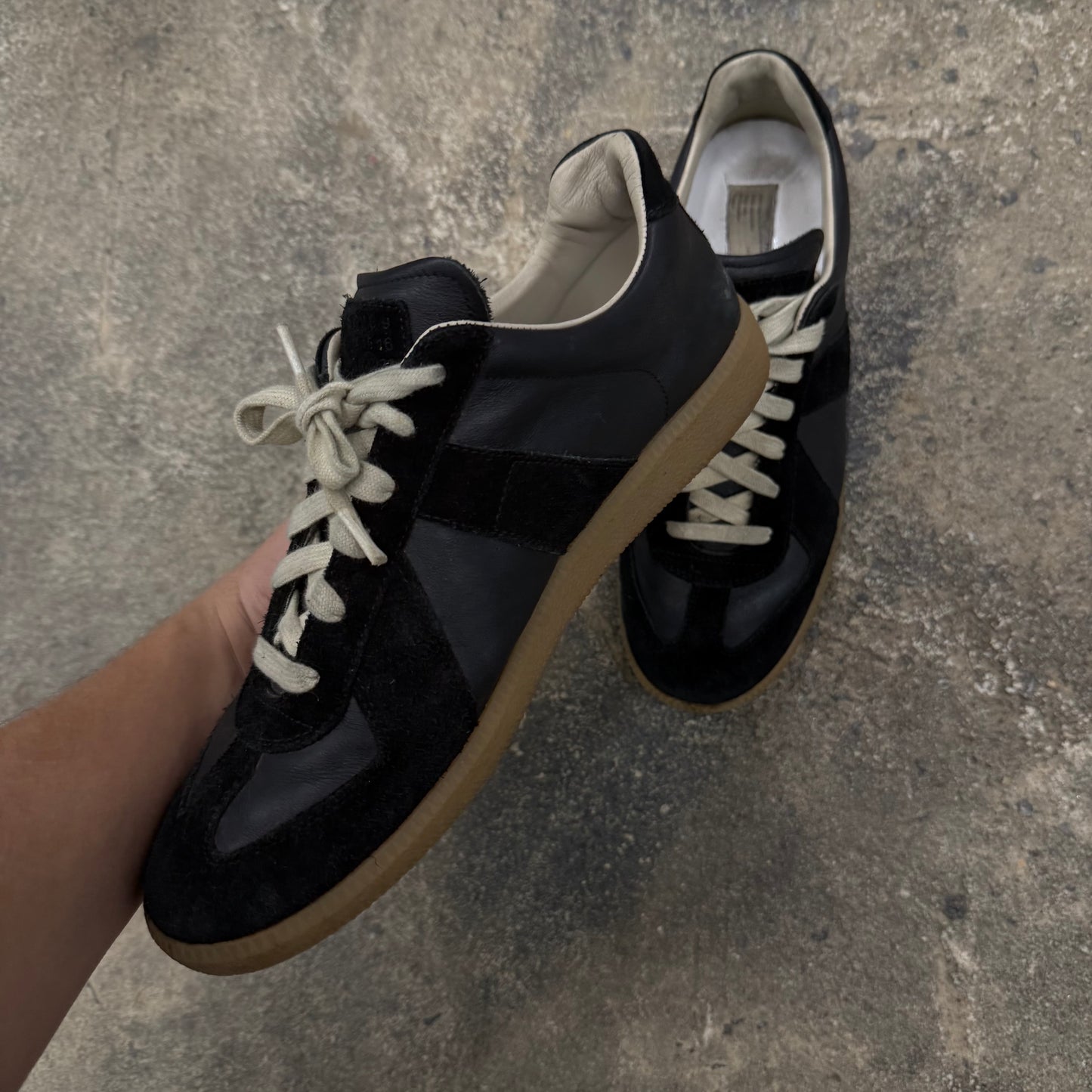 Maison Margiela GAT in black