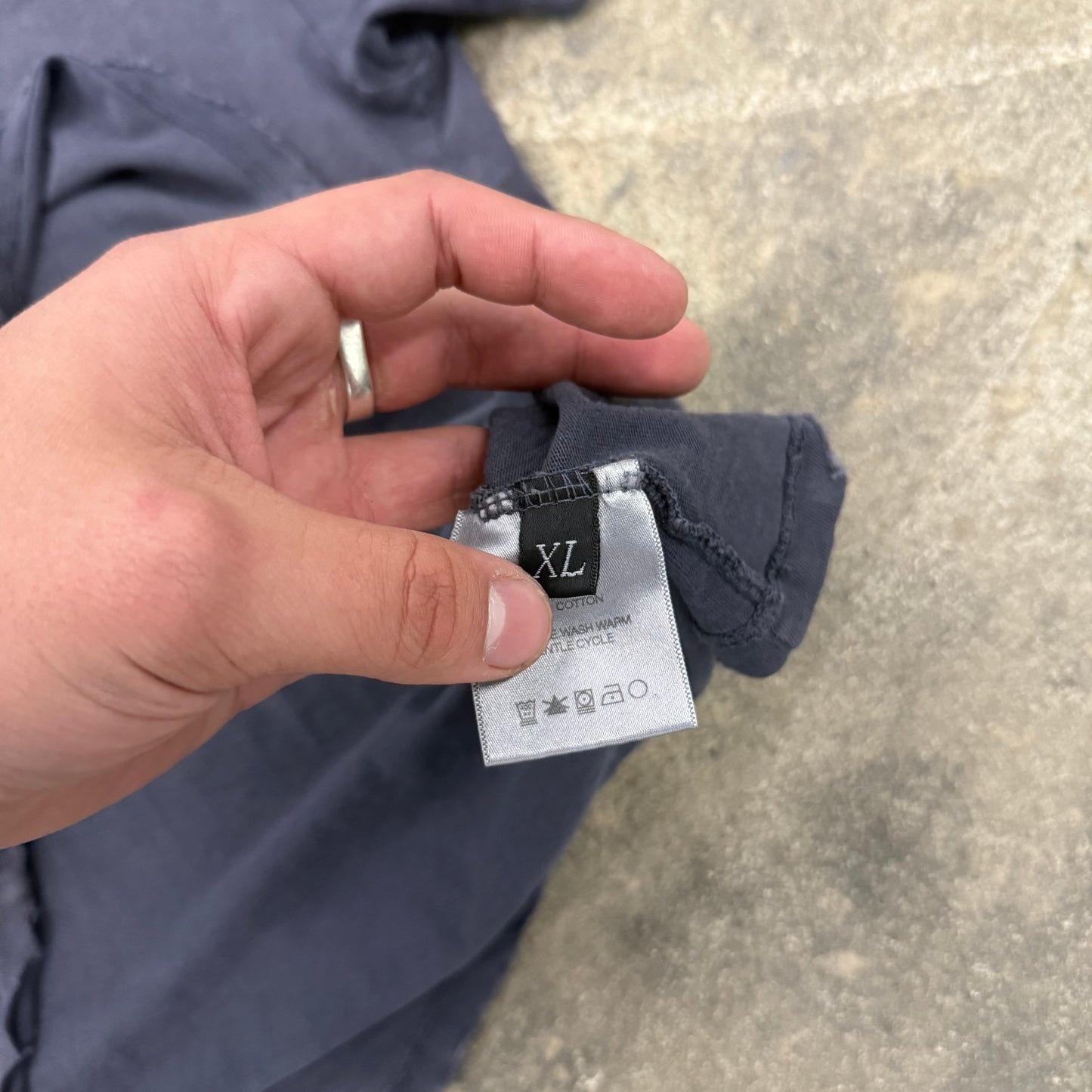 ENFANTS RICHES DEPRIMES NIETZSCHE TEE