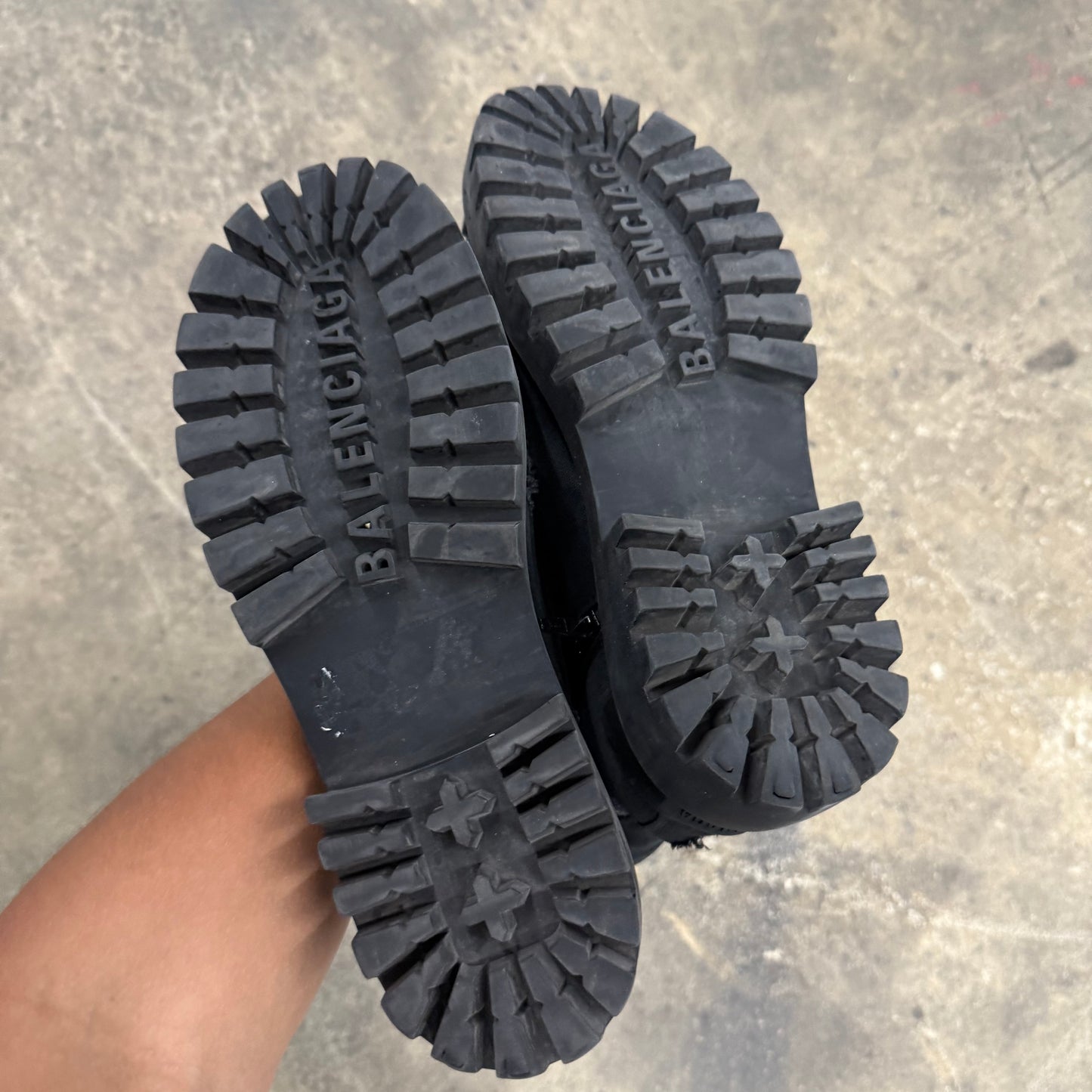 Balenciaga Distressed Strike Boots(45)