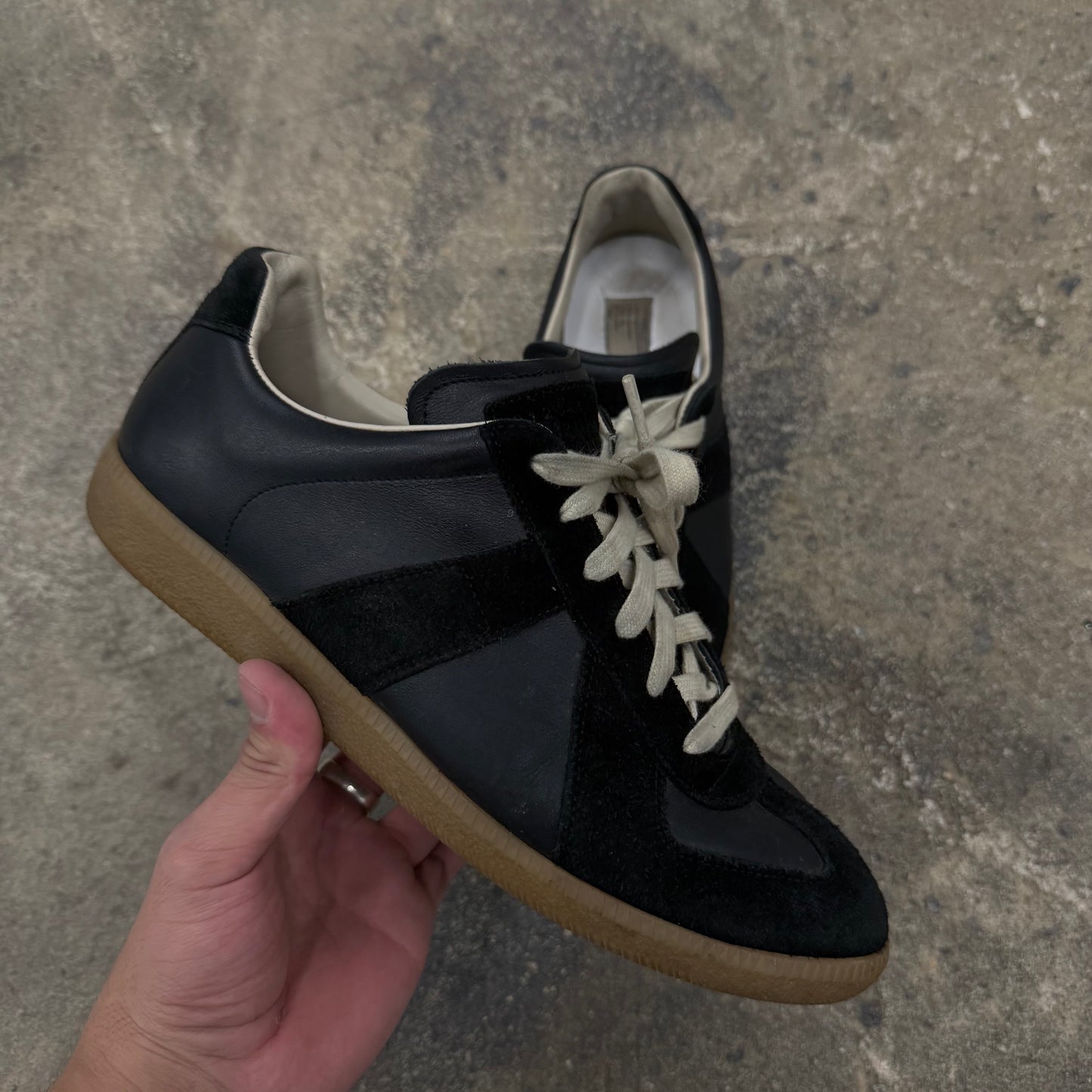 Maison Margiela GAT in black
