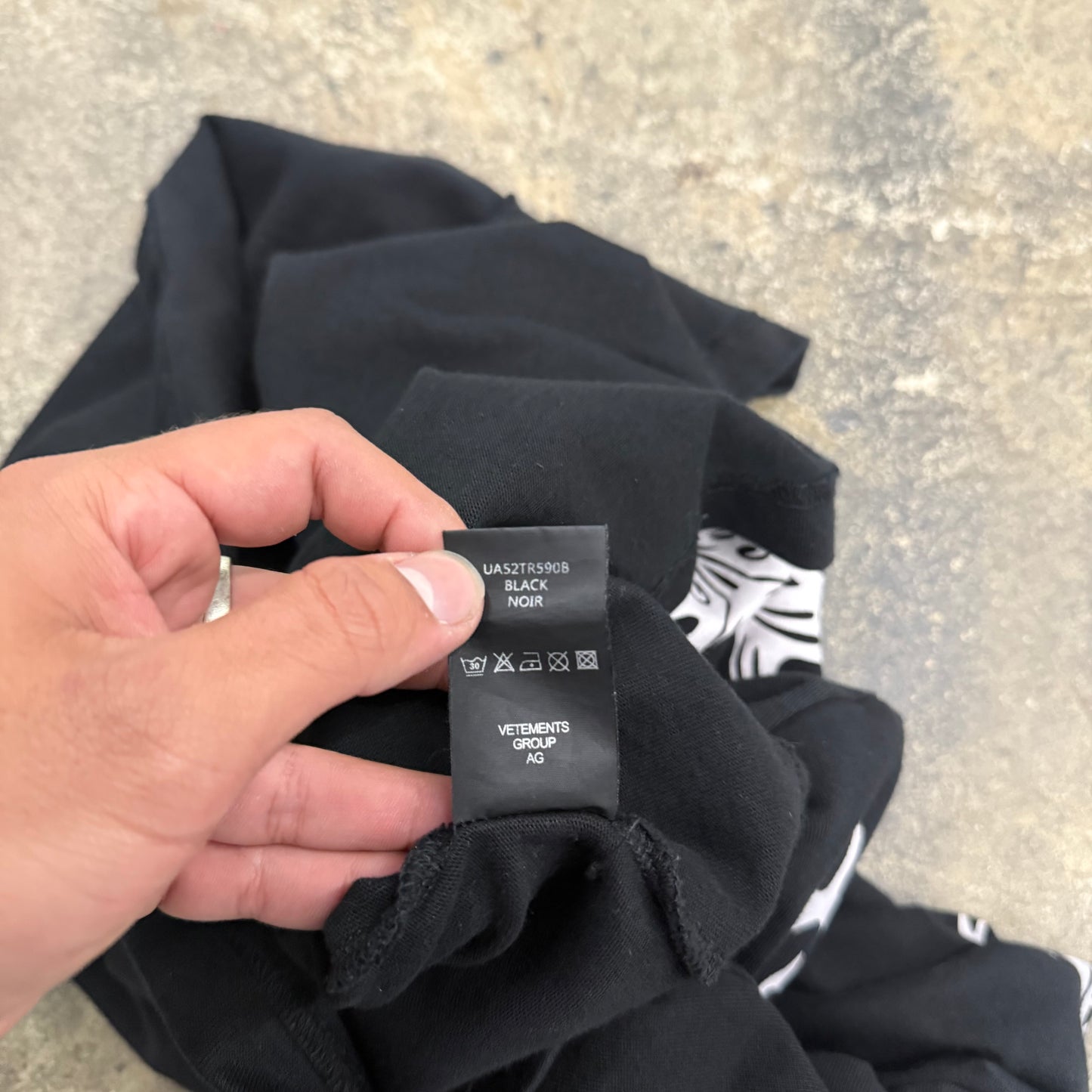 VETEMENTS Tribal Longsleeve
