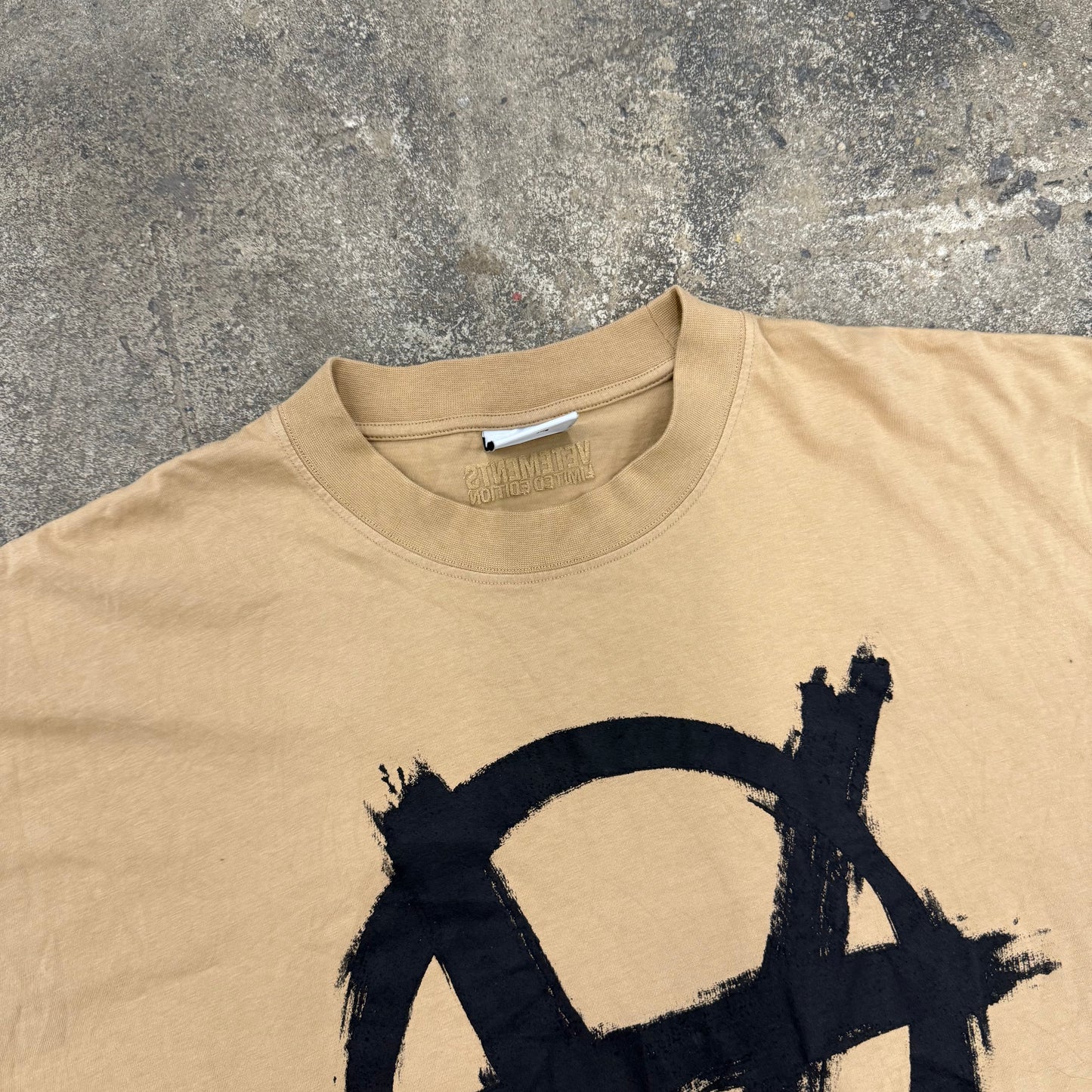 Vetements Anarchy Tee