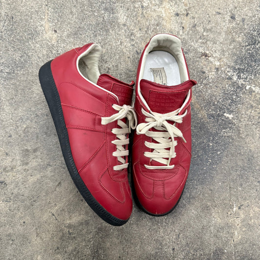 Maison Margiela GAT(42) in Red & Black