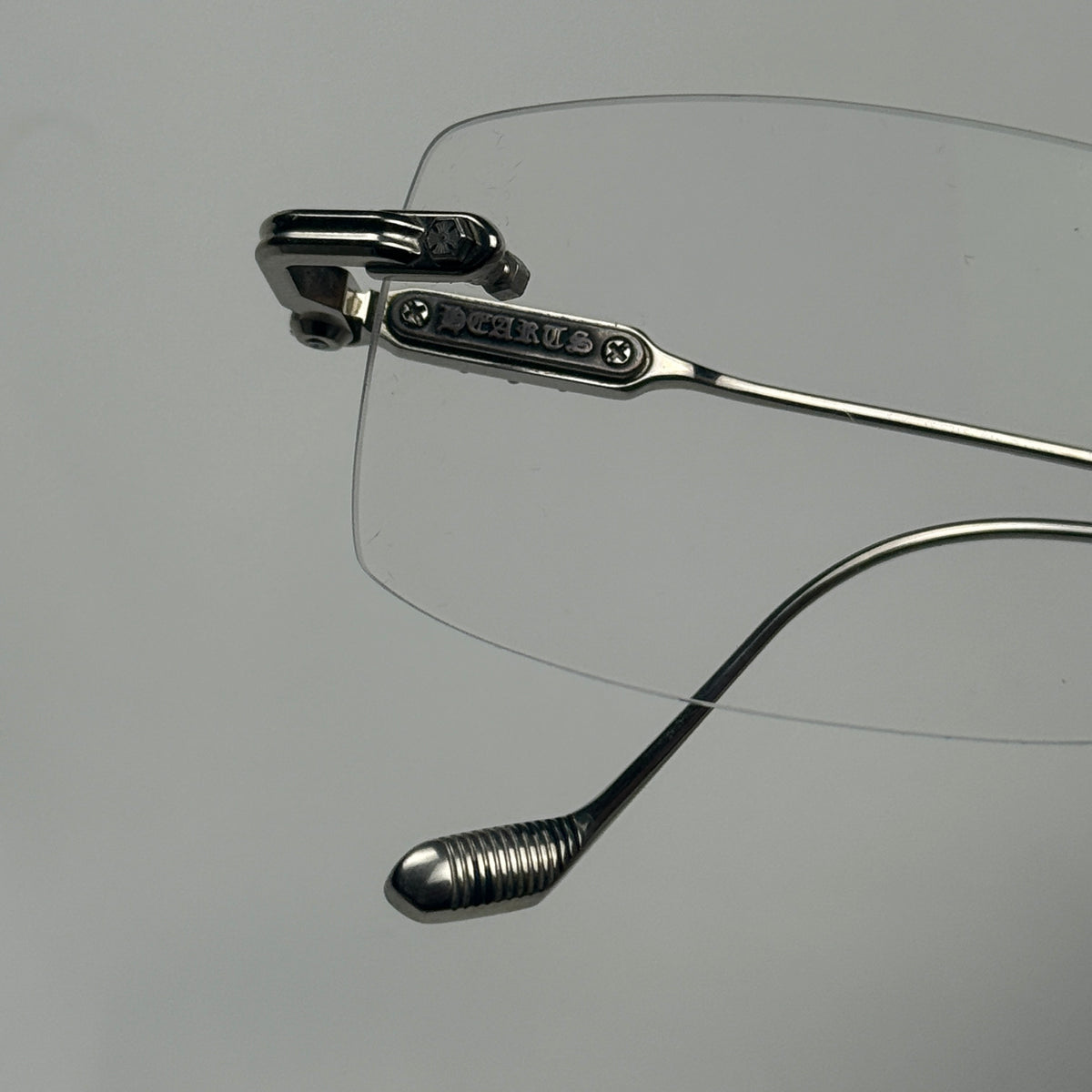 Chrome Hearts SOFFFFFFFFERS II
Rimless Silver Frames