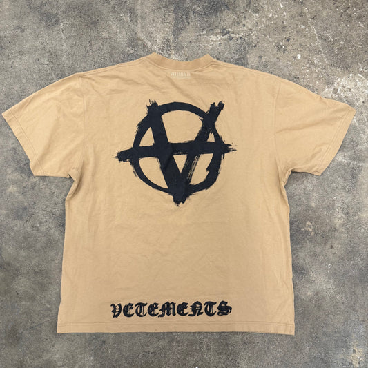 Vetements Anarchy Tee