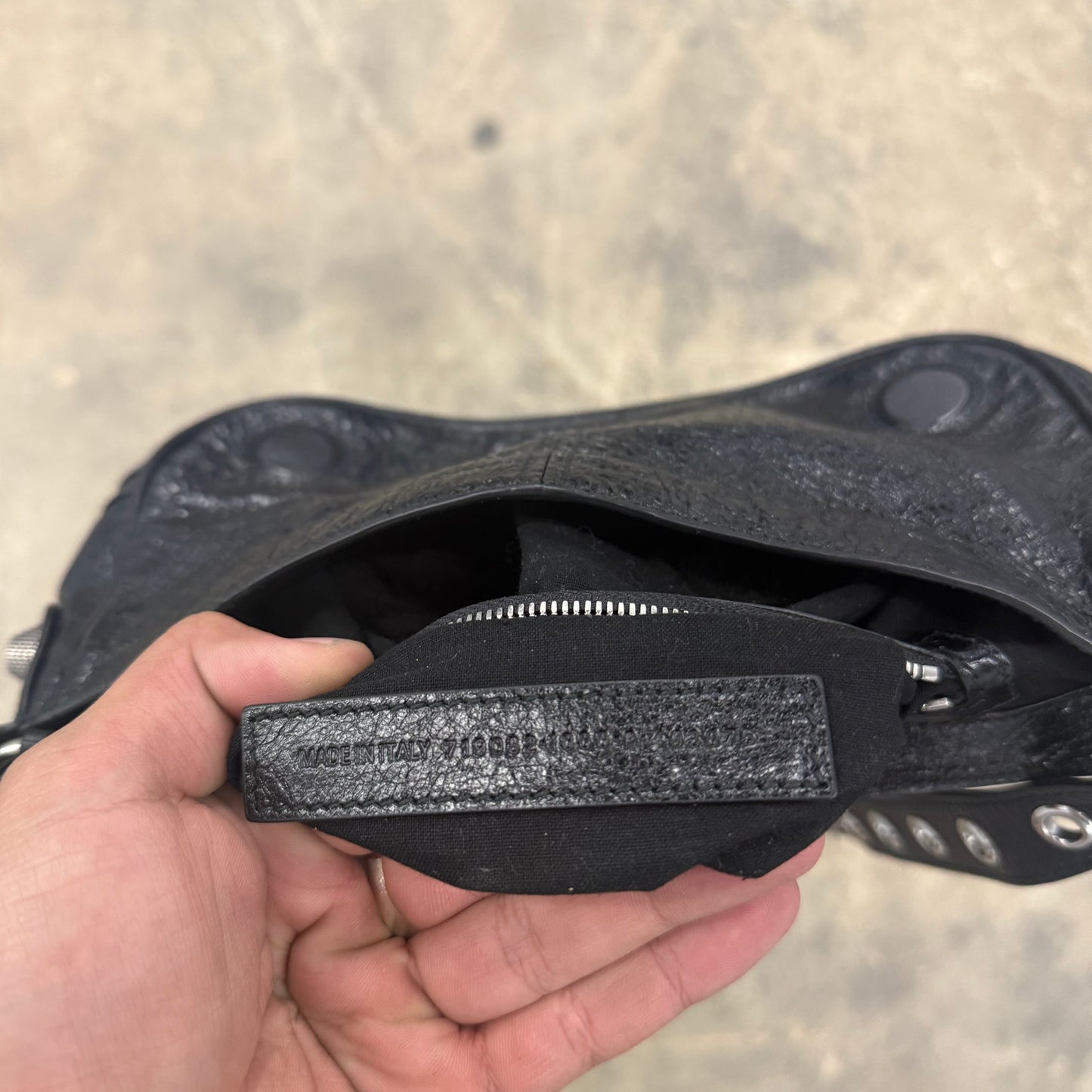 Balenciaga Le Cagole Bag