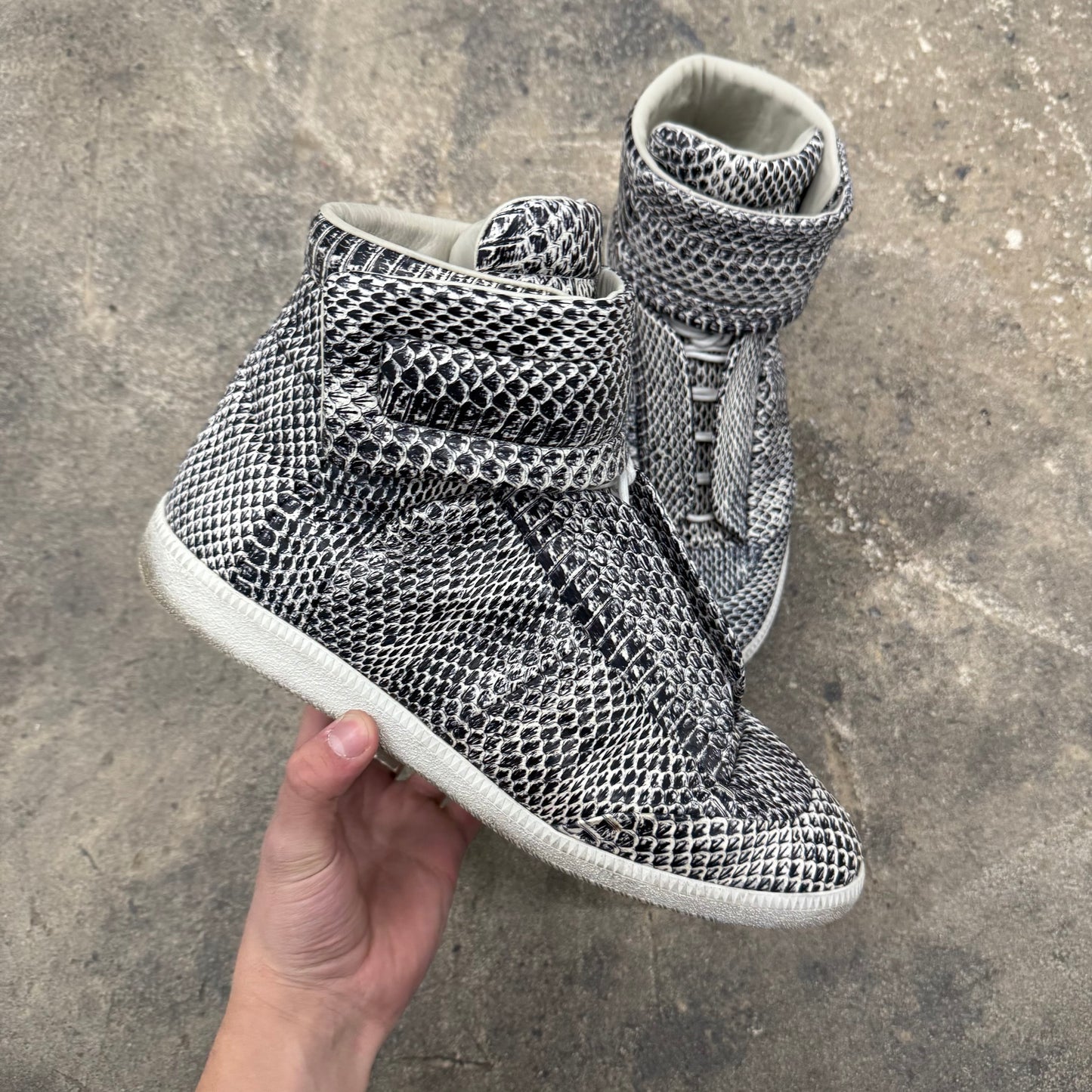 Maison Margiela Snakeskin Future(47)