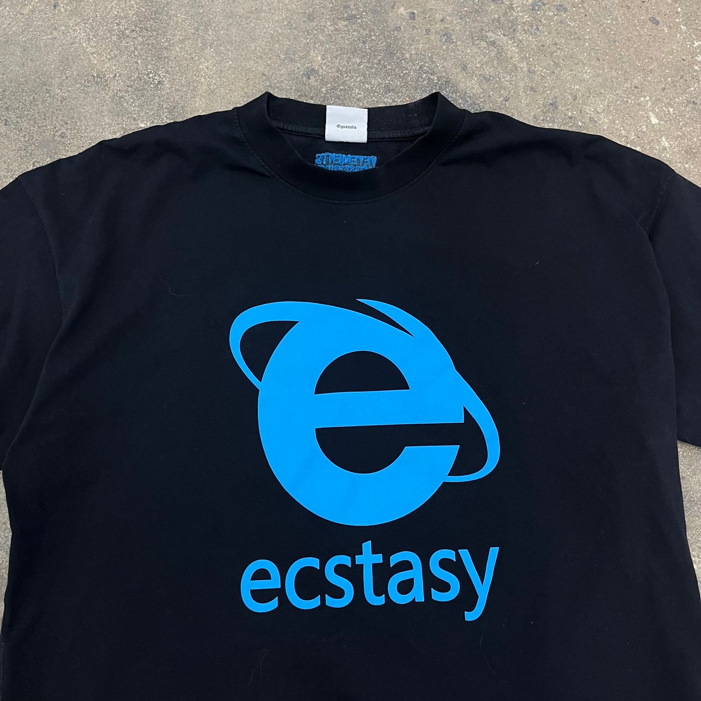 Vetements Ecstasy Tee