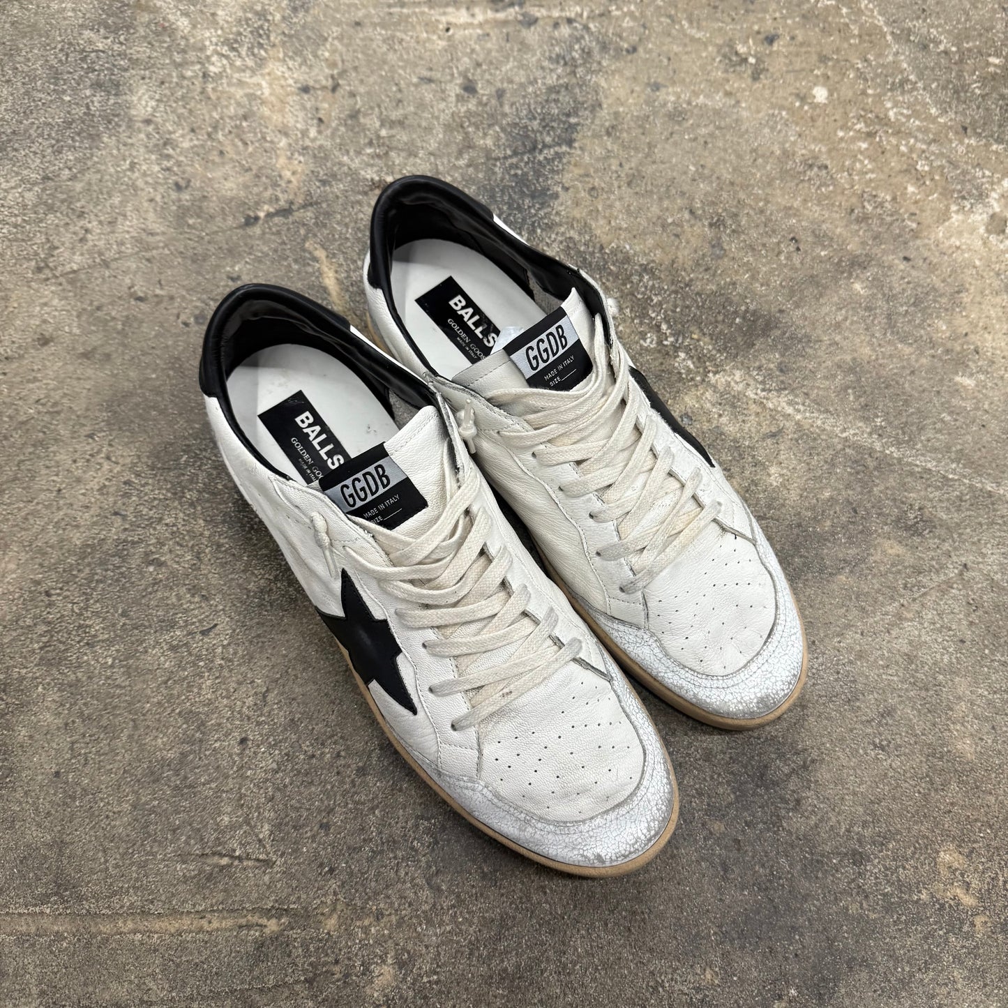 Golden Goose ‘Black’ Ballstar