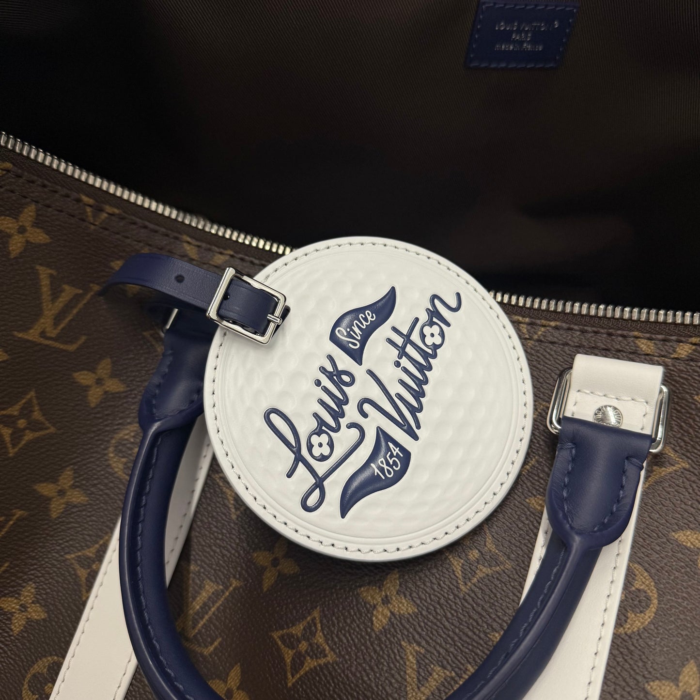 This Louis Vuitton Keepall Bandoulière 50