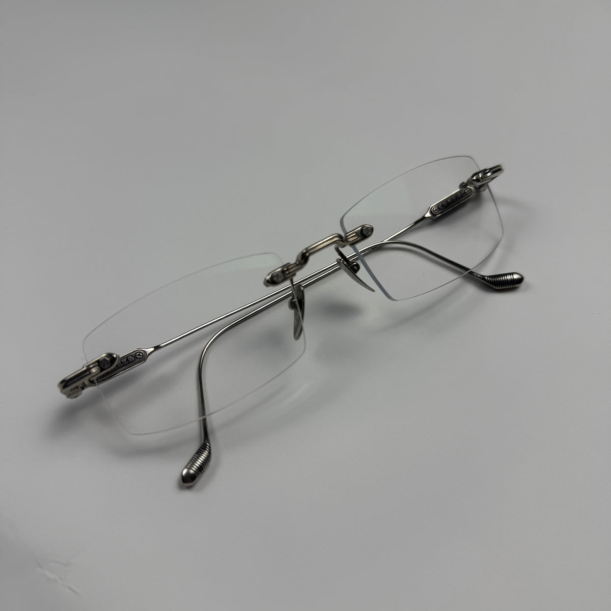 Chrome Hearts SOFFFFFFFFERS II
Rimless Silver Frames