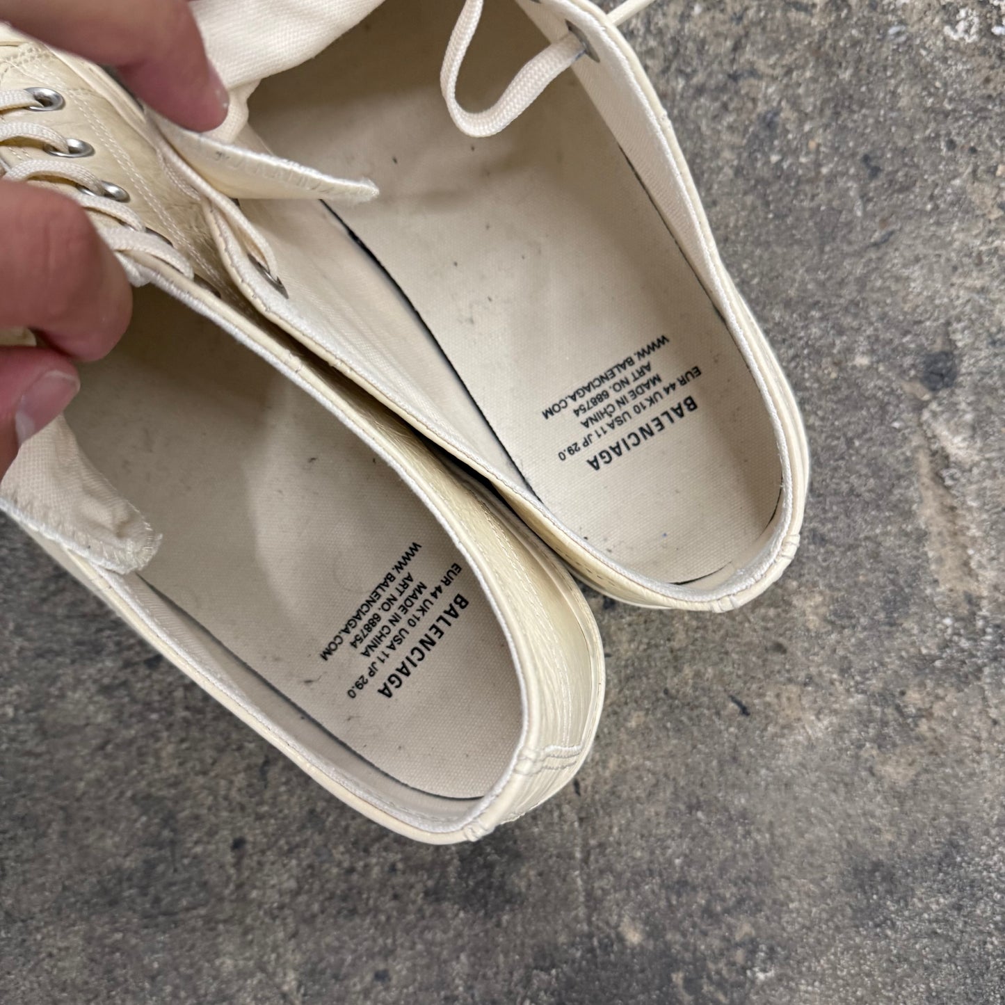 Balenciaga ‘Paris’ Sneaker