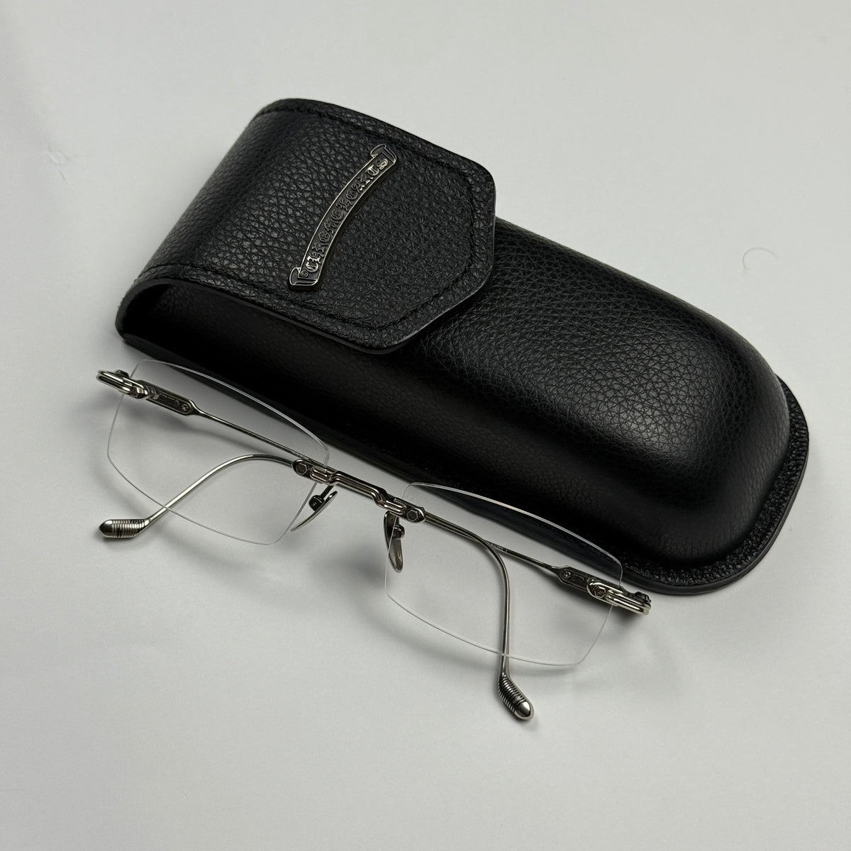 Chrome Hearts SOFFFFFFFFERS II
Rimless Silver Frames