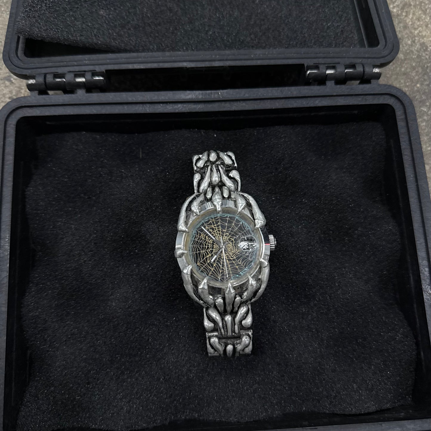 Alabaster Industries Spiderweb Watch
