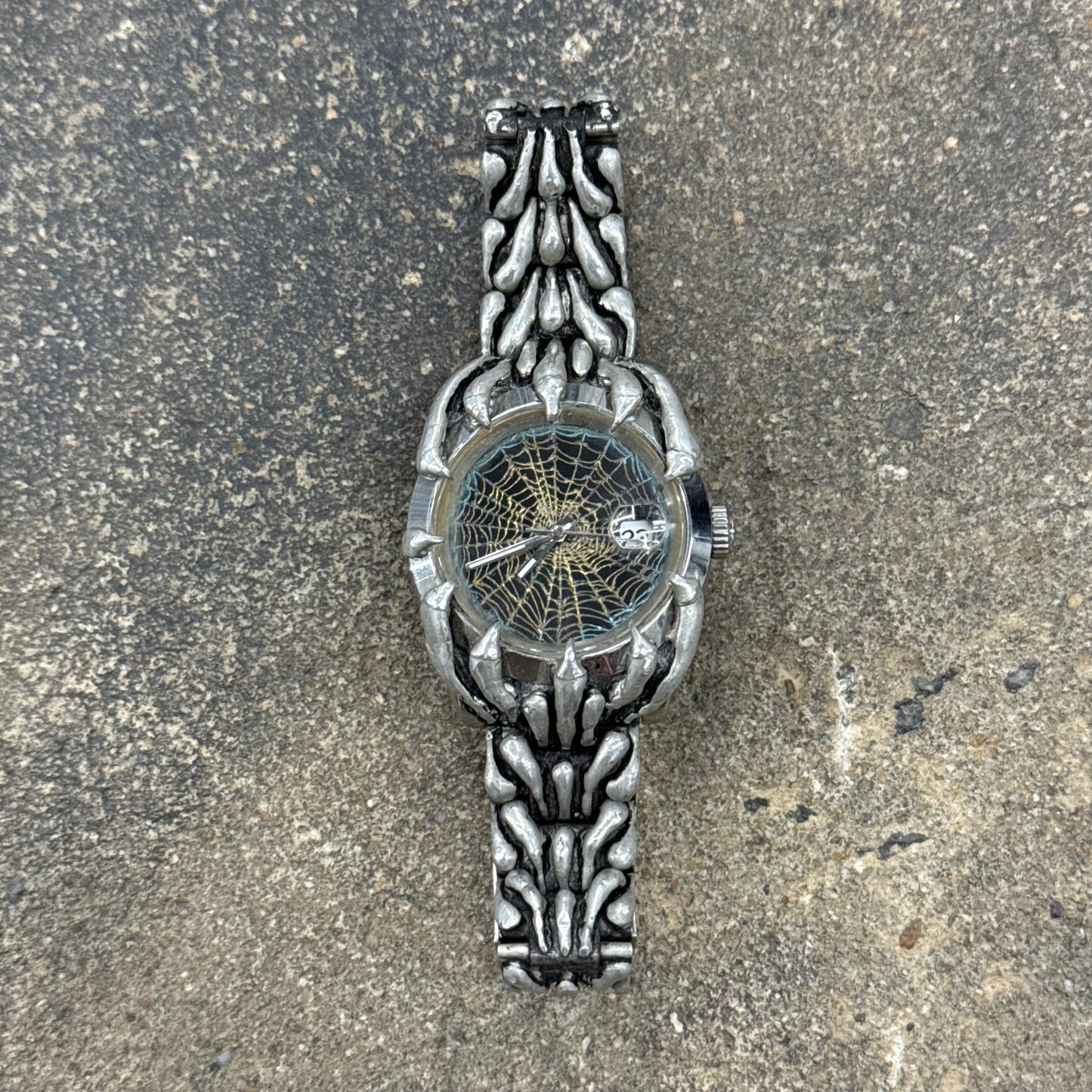 Alabaster Industries Spiderweb Watch